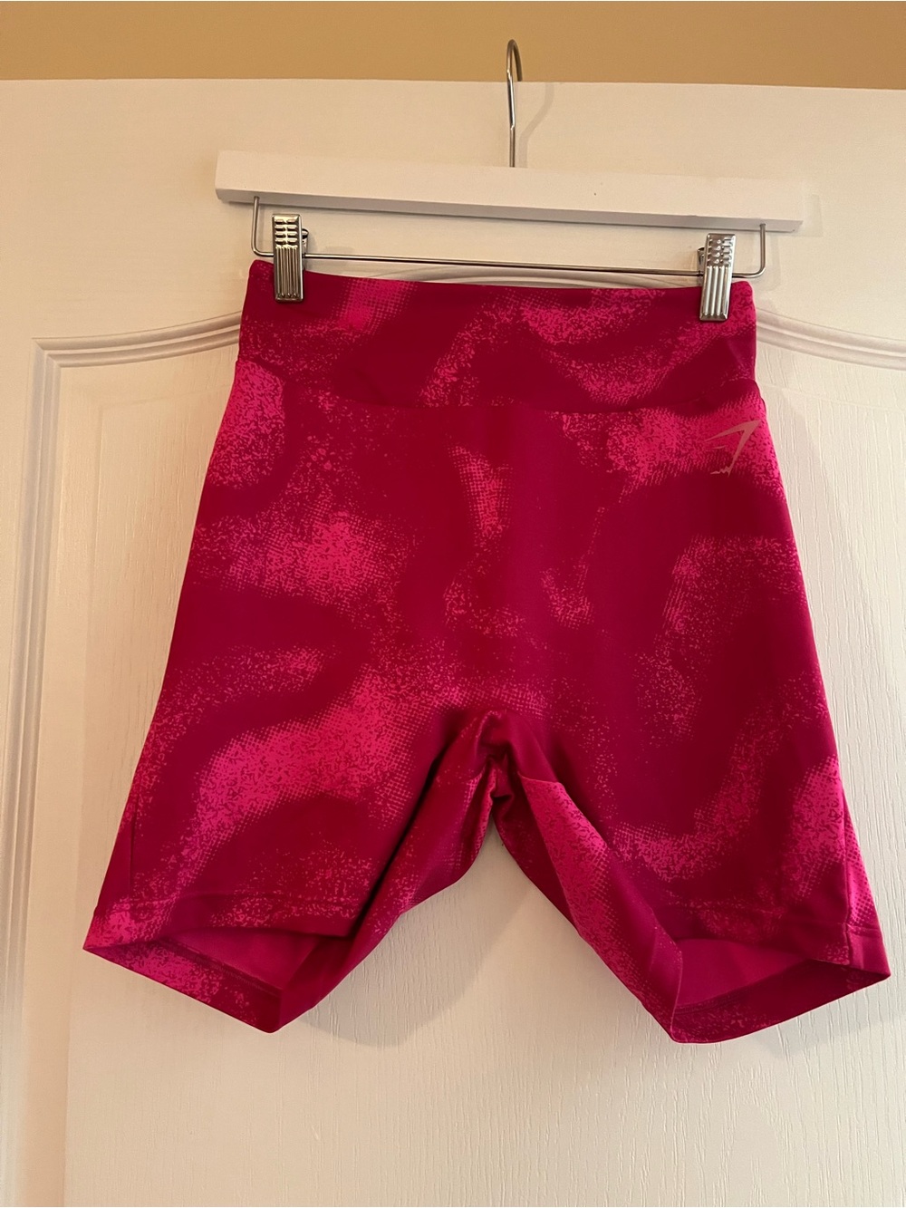 Gymshark Women’s High-Waist Bike Shorts — Hot Pink